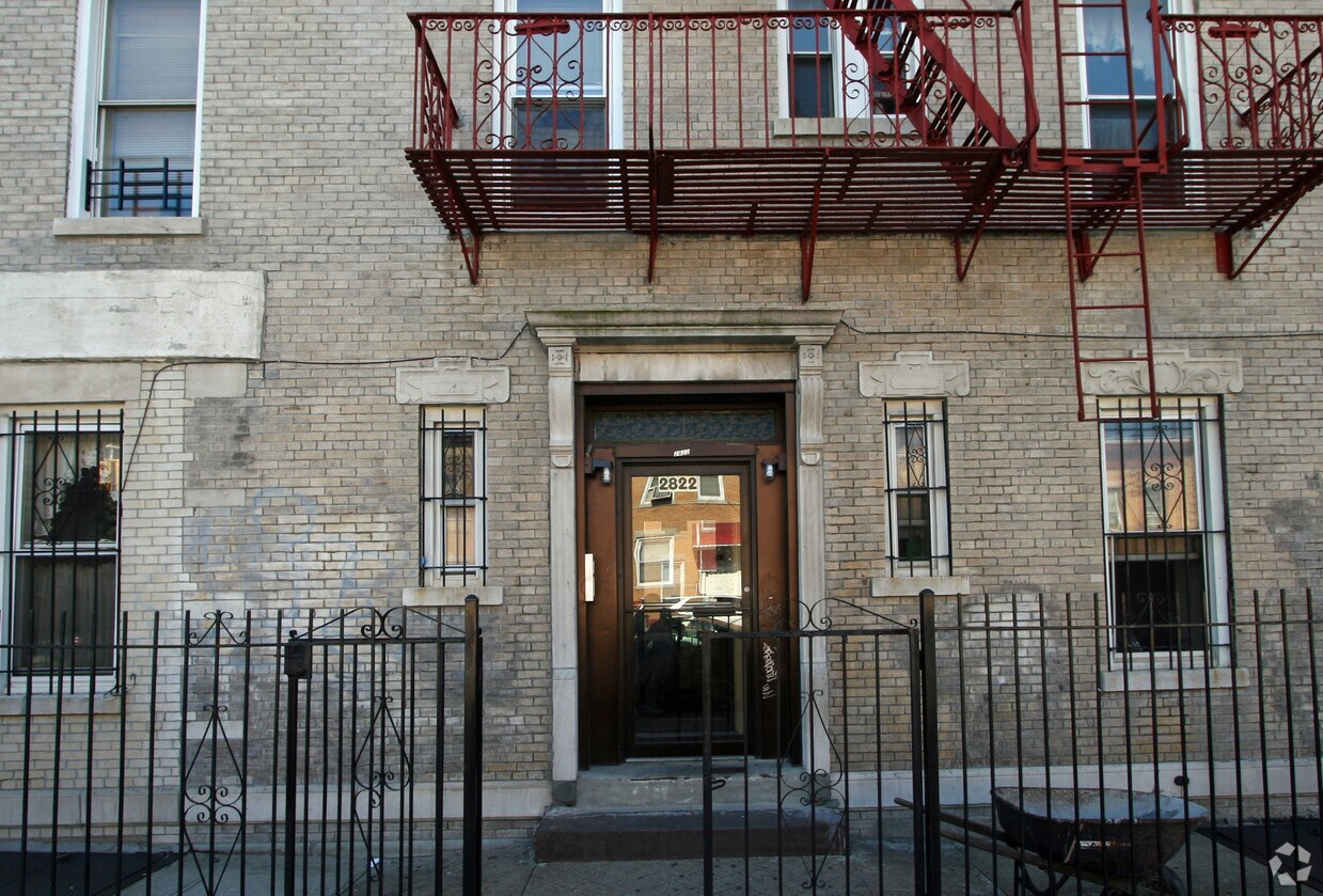 Building Photo - 2822 Avenue D