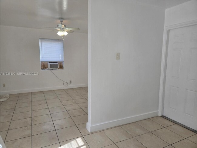 Foto del edificio - 408 NW 8th St