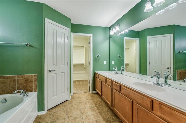 Foto del edificio - 516 Lark St