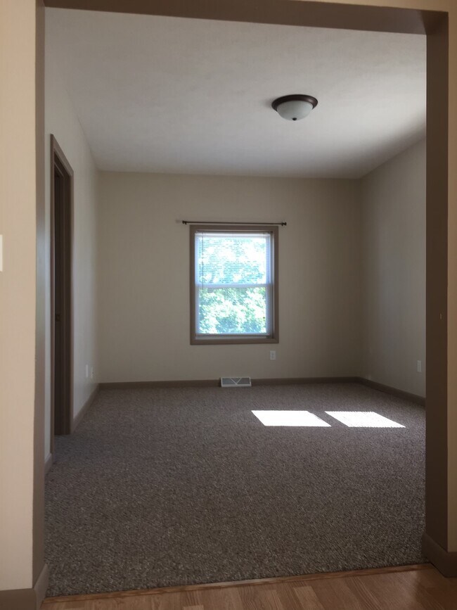 Sala de estar - 1311 1st Ave S
