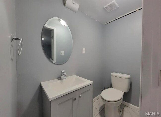 Building Photo - Ranch-style three-bedroom