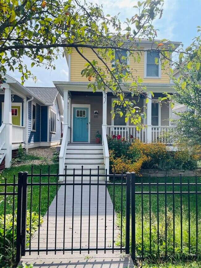 Foto del edificio - 819 S Morton St