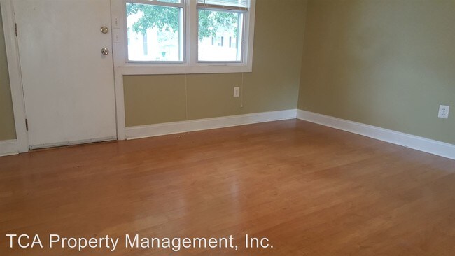 Building Photo - 3 br, 1 bath House - 1 Aberdeen Avenue
