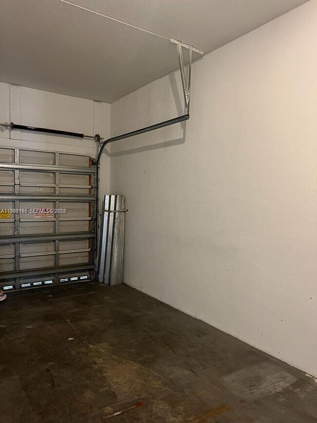 Foto del edificio - 8706 NW 38th Dr