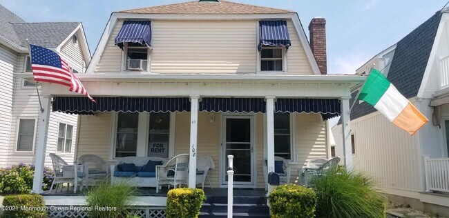 Foto del edificio - 108 Lareine Ave