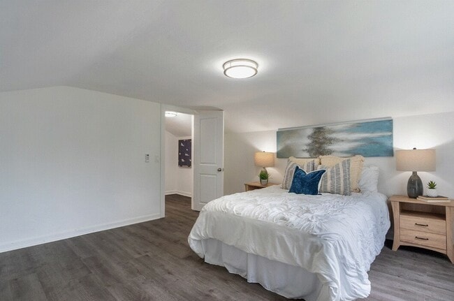 Building Photo - 14244 29th Ave S