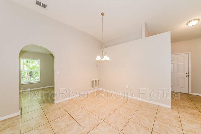 Building Photo - 4227 Pine Cone Terrace