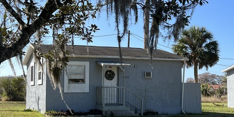 Foto principal - 12844 Florida Ave