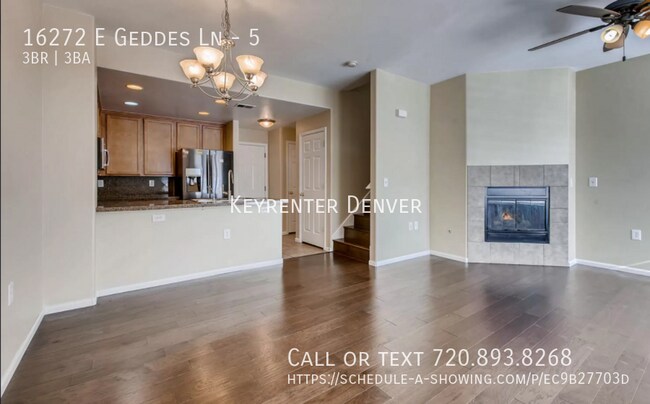 Building Photo - Quiet, Updated 3 Bed 2.5 Bath End Unit Tow...