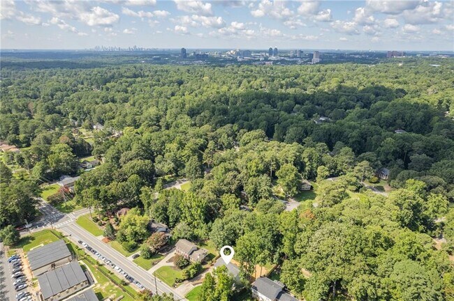 Foto del edificio - 4996 Vermack Rd