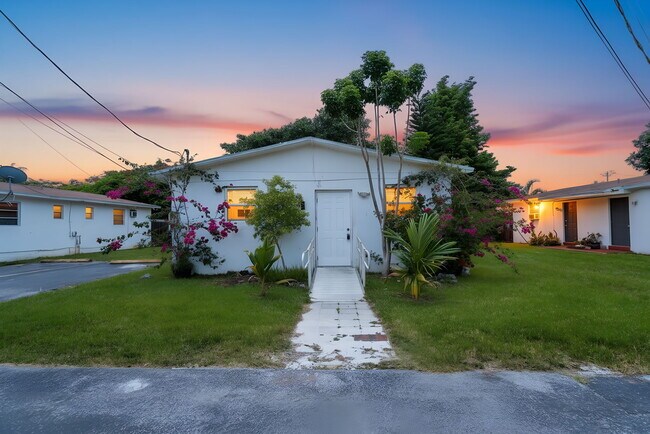 Foto del edificio - 558 NW 90th St