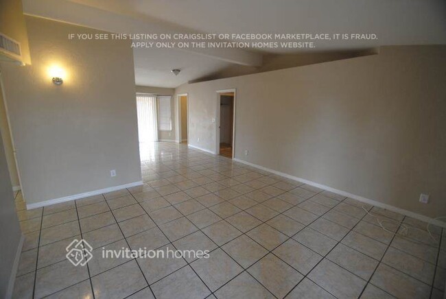Foto del edificio - 6755 W Catalina Dr
