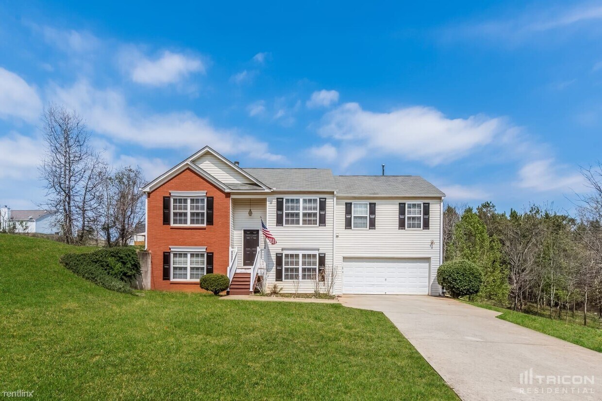 Primary Photo - 230 Longview Dr
