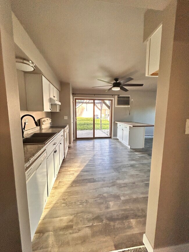 Cocina - 209 Misty Meadows Blvd