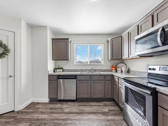 Foto del edificio - 12603 Telge Rd