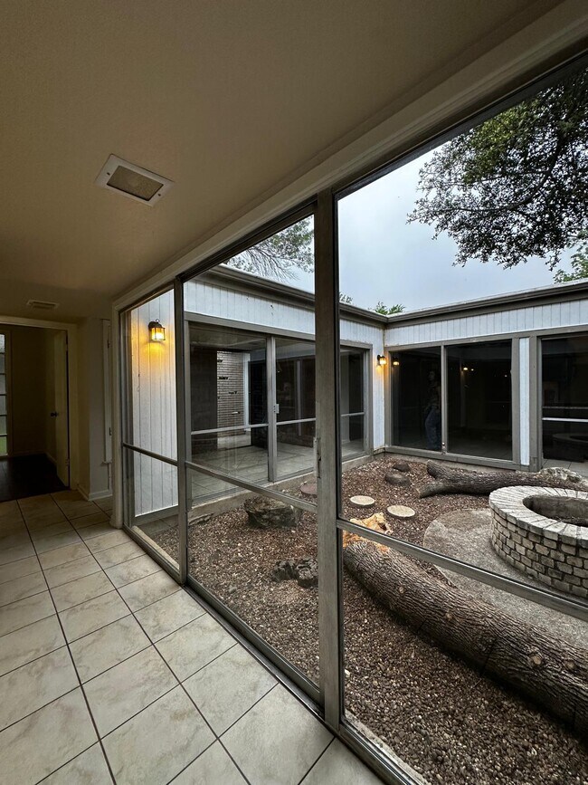 Building Photo - 5227 Galahad Dr