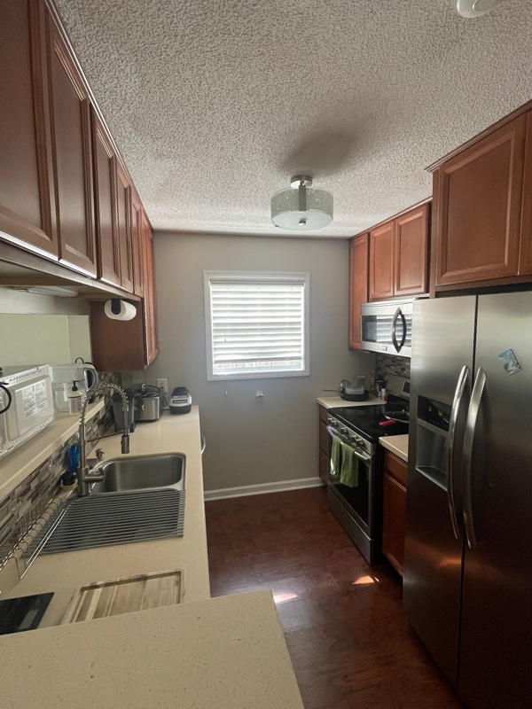 Foto del edificio - 214 Foxchase Ln