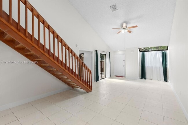 Foto del edificio - 7144 Sportsman Dr