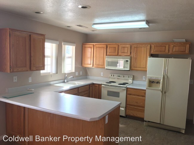 Building Photo - 2 br, 1 bath House - 225 E 800 S #B