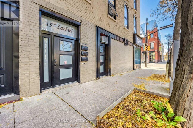 Building Photo - 157 Lochiel St