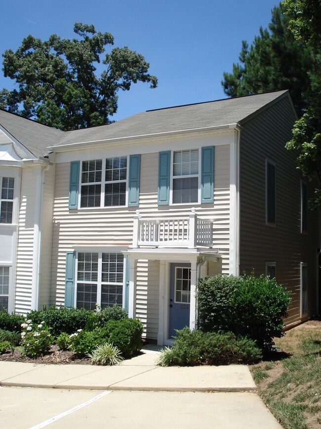 223 Orchard Park Dr, Cary, NC 27513 Townhome Rentals in Cary NC