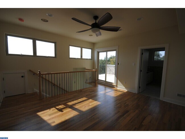 Foto del edificio - Beautiful 4 Bed, 3.5 Bath Home Available Summer 2019