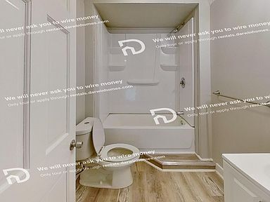 Foto del edificio - 208 N Elmwood Ave