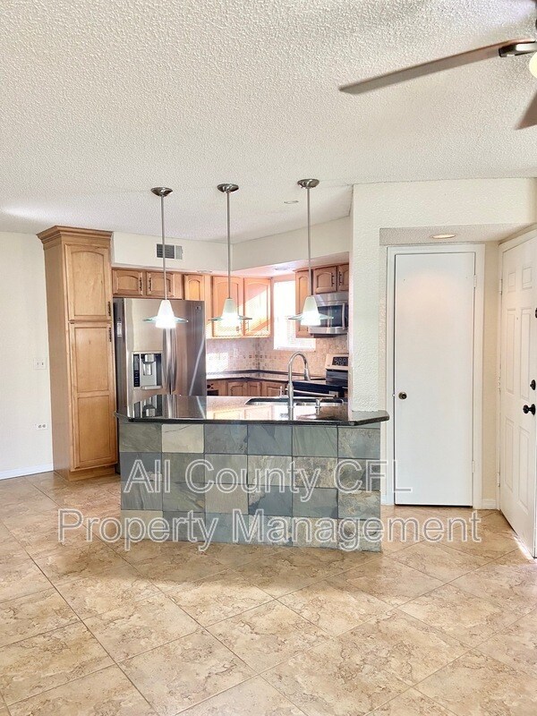 Building Photo - 5773 Gatlin Ave
