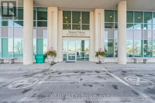 Photo du bâtiment - 6 Toronto St