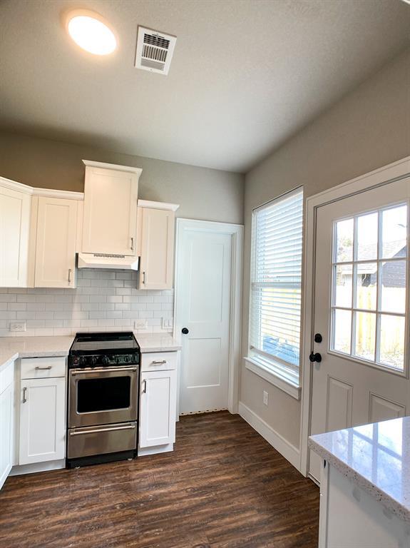 Building Photo - 2515 Delafield St