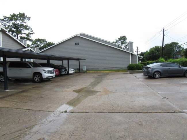 Foto del edificio - 12109 Sandpiper Dr