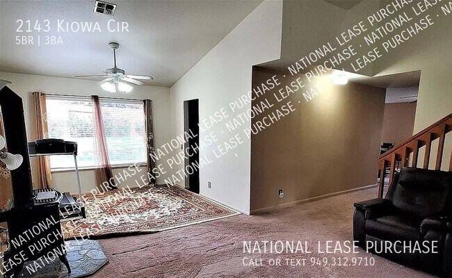 Building Photo - 2143 Kiowa Cir