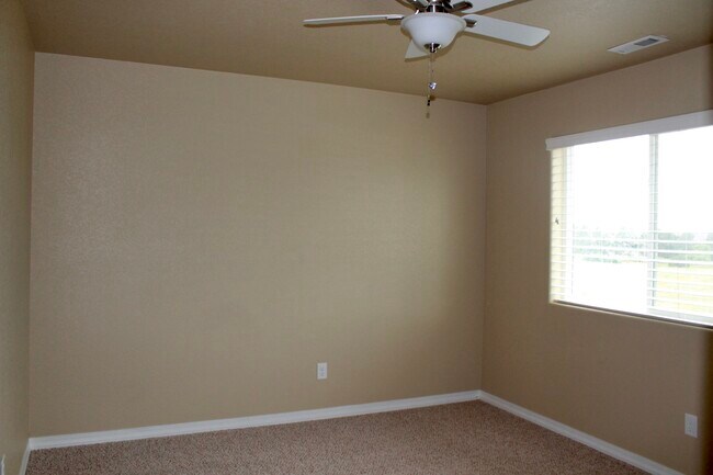 Foto del edificio - 13126 Canyons Edge Dr