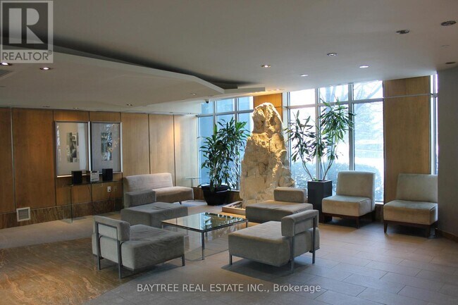 Building Photo - 2121 Lake Shore Blvd W