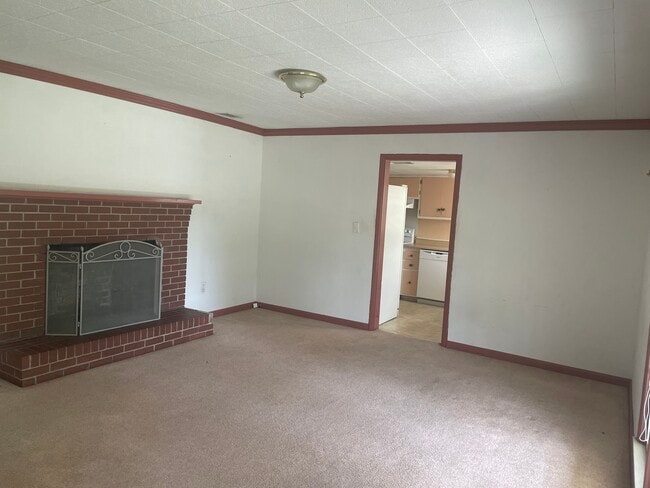 Building Photo - 410 N Tillman St