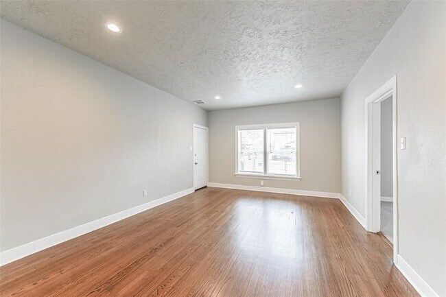 Building Photo - 2802 Arbor St