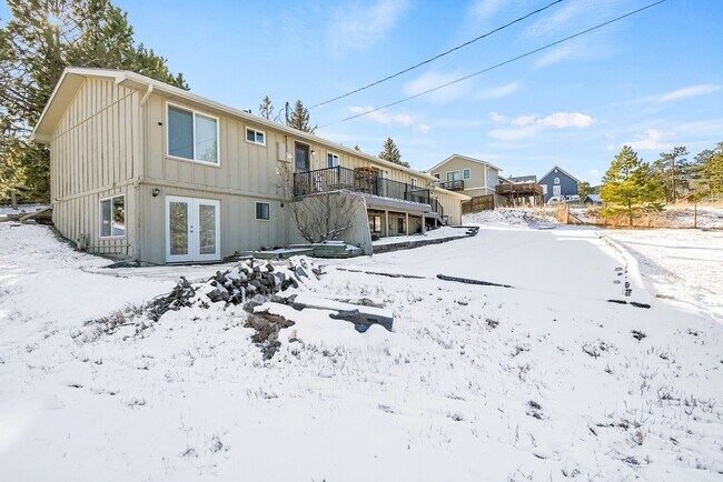 Foto del edificio - 30481 Chestnut Dr