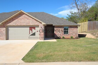 Building Photo - 6216 Villa Rosa Way