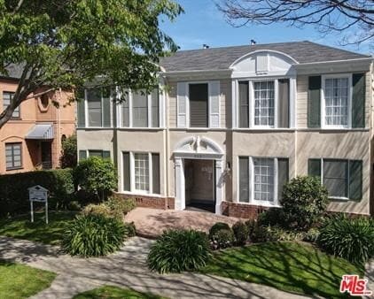 Building Photo - 212 S Reeves Dr