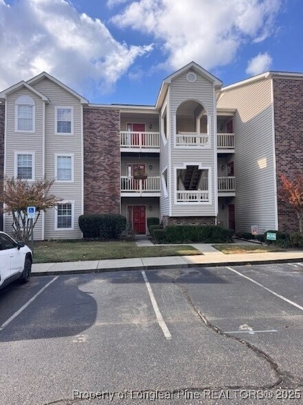 Foto del edificio - 2705 Preston Woods Ln