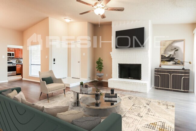 Building Photo - 6330 Dellfern Dr