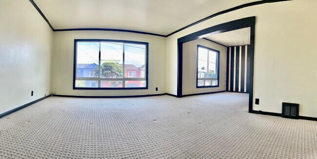 Foto del edificio - 2049 48th Ave