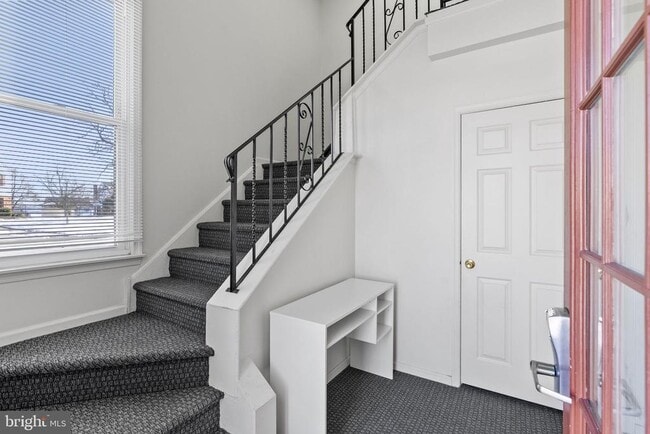 Building Photo - 191 William Penn Dr