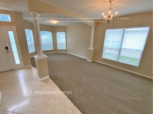 Foto del edificio - 14618 Falling Waters Dr