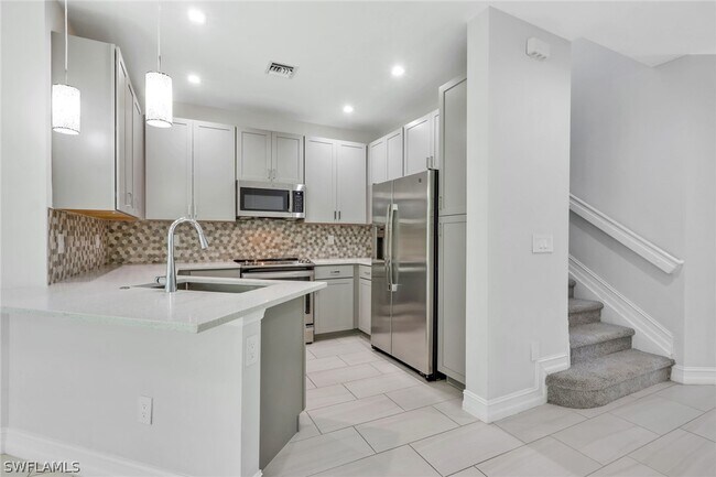 Foto del edificio - 7501 Carnegie Way