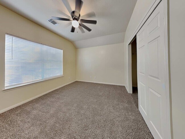 Foto del edificio - 6347 Austinville Dr