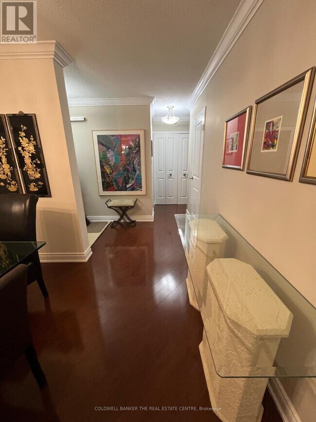 Photo du bâtiment - 1201 Steeles Ave W