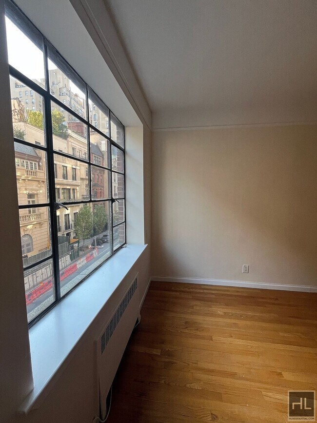 Foto del edificio - EAST 67 STREET