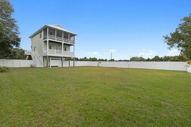 Foto del edificio - 184 Grandview Dr