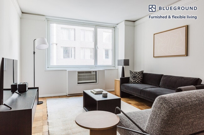 Building Photo - 230 W 55th St